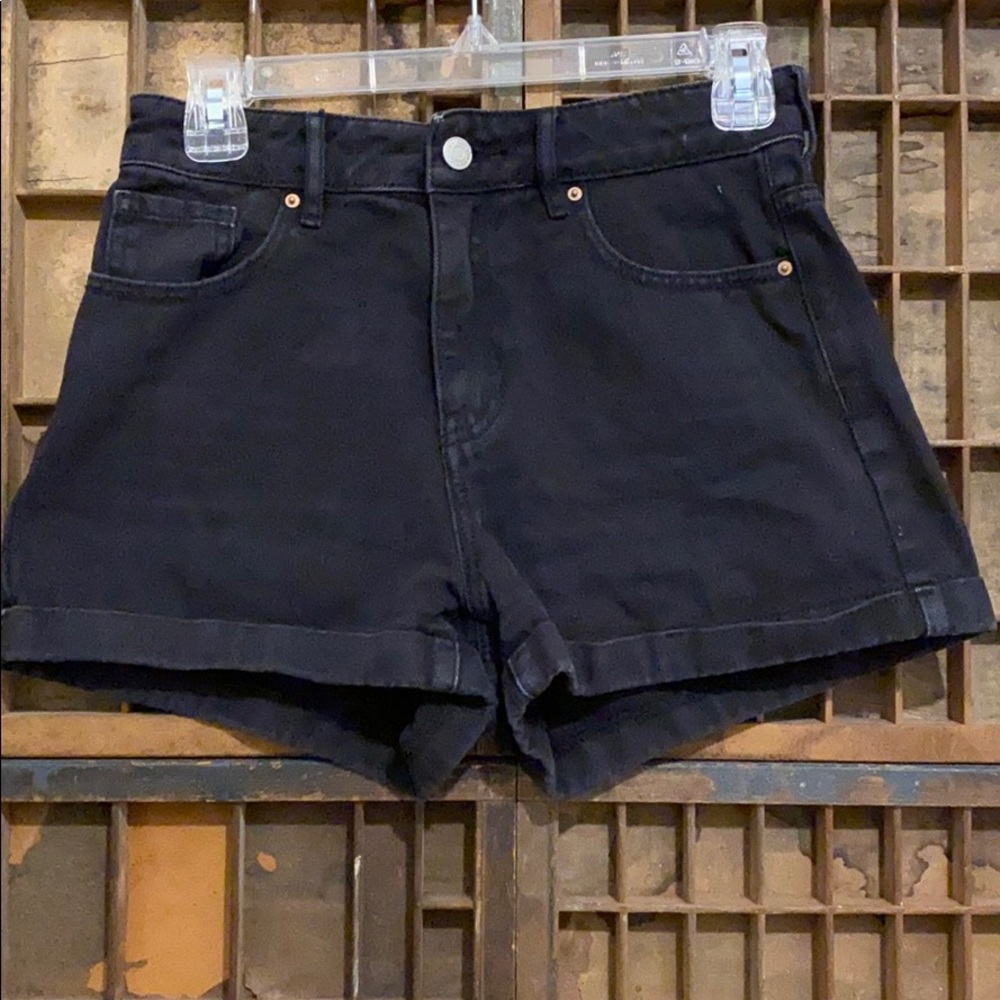 Cuffed denim “mom shorts”